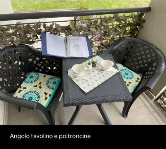 Dolcecasaleogiu Con Parcheggio Coperto Gratuito Apartment Vitinia Exterior photo
